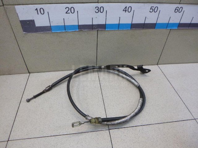 Трос стояночного тормоза