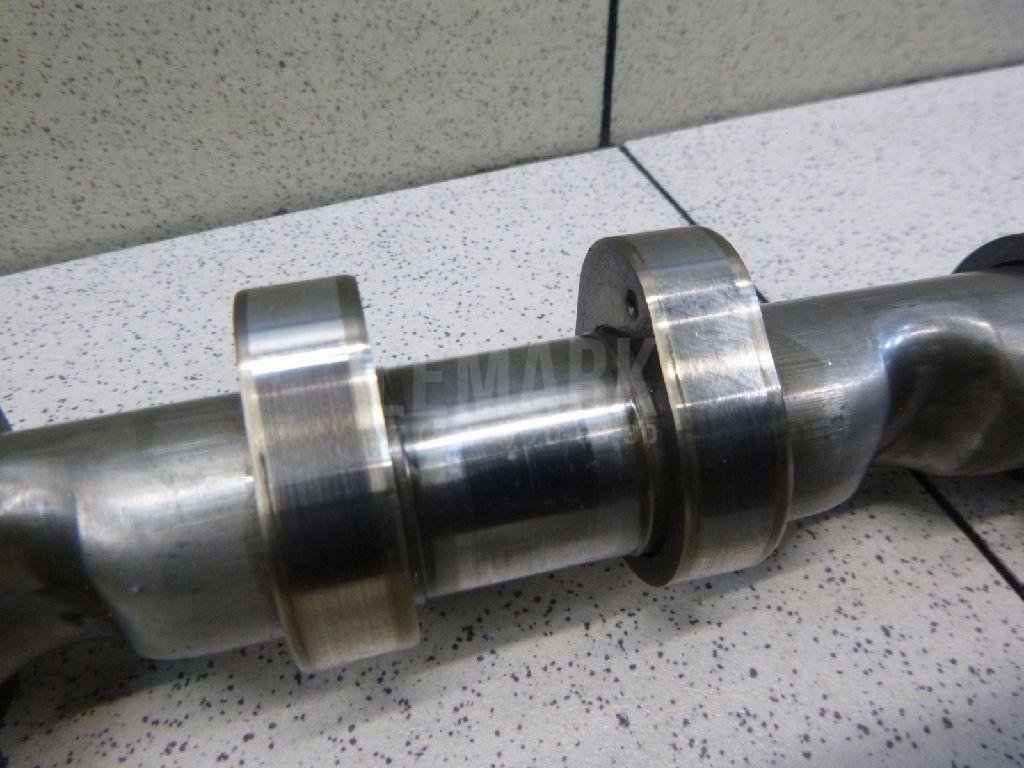 Распредвал выпускной для  Audi A5/S5 (F5) 2017