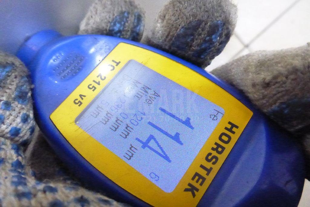 Крыло переднее правое