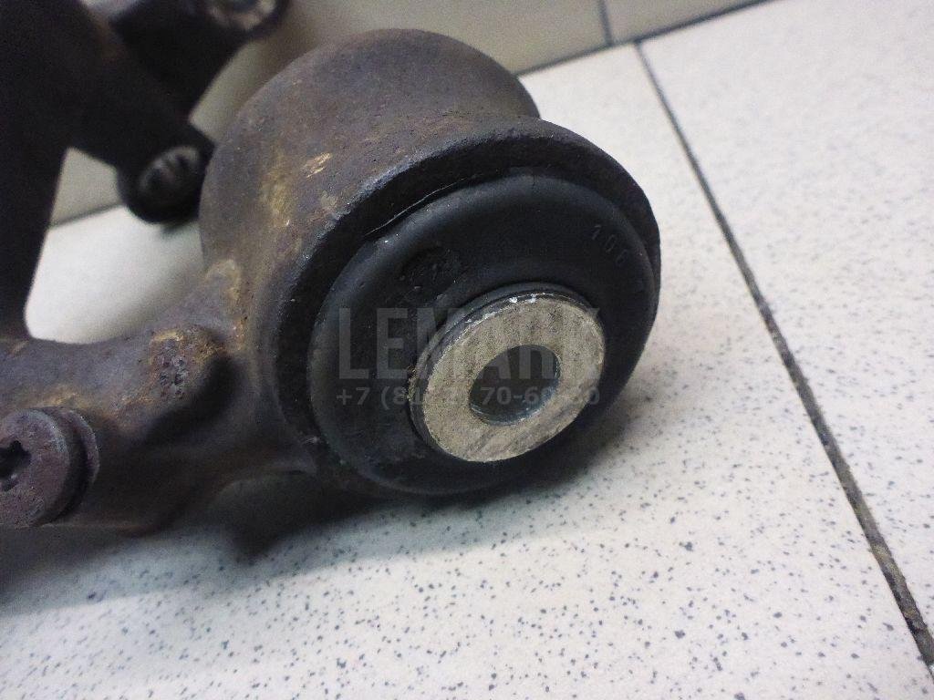 Кулак поворотный задний левый