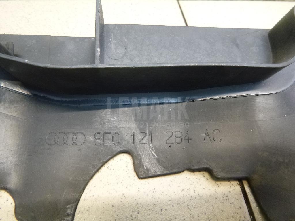 Воздуховод радиатора правый