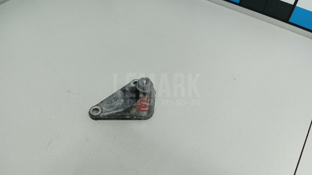 Кронштейн ролика-натяжителя руч. ремня