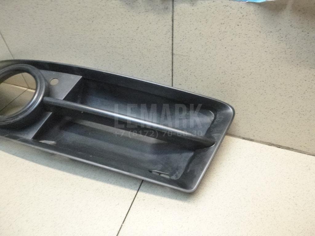 Решетка в бампер левая