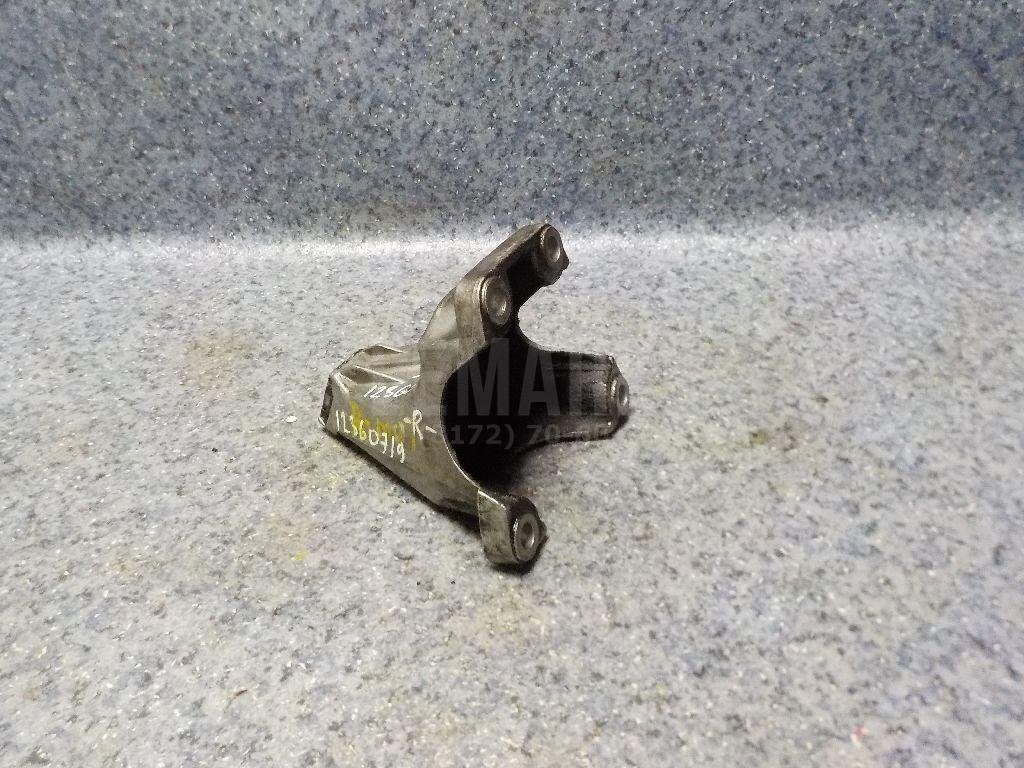 Кронштейн двигателя правый для  Audi A5/S5 [8F] Cabrio 2010-2016