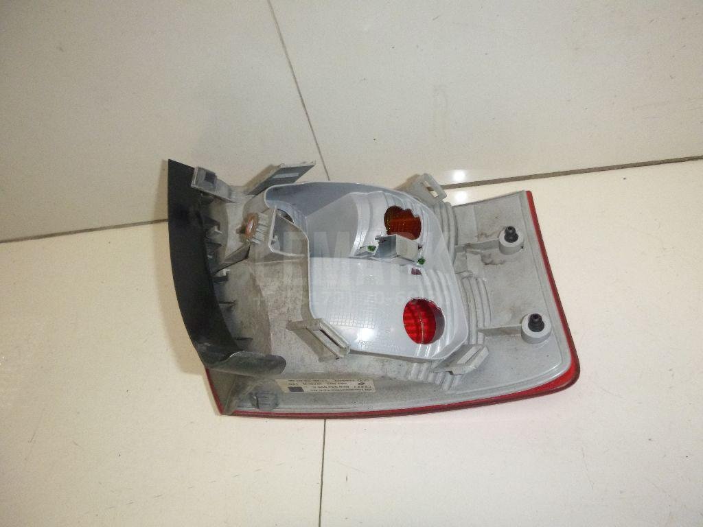 Фонарь задний наружный правый для  Audi A1 (8X) 2010-2018