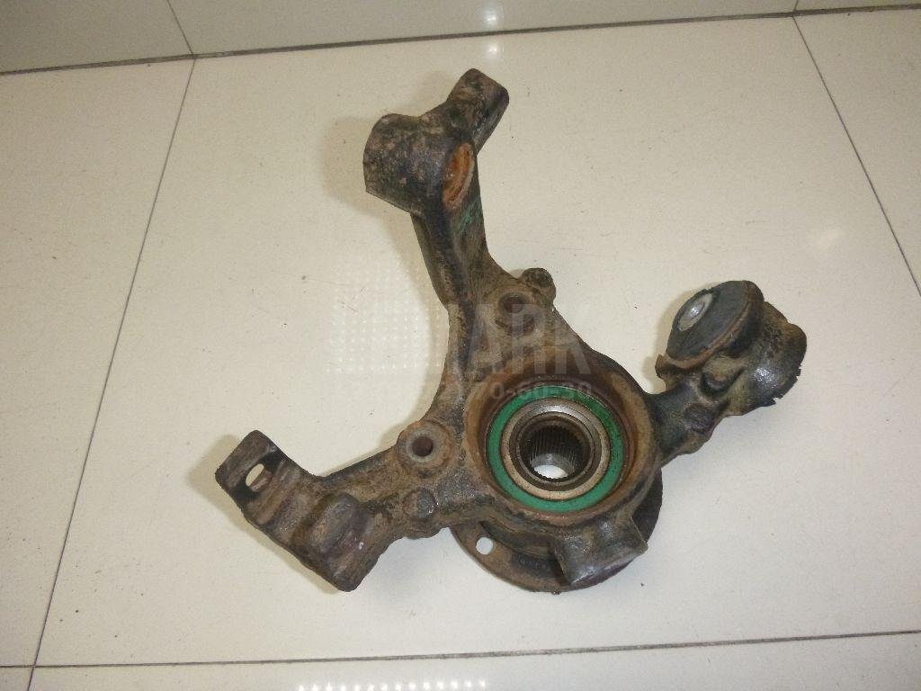 Кулак поворотный задний правый