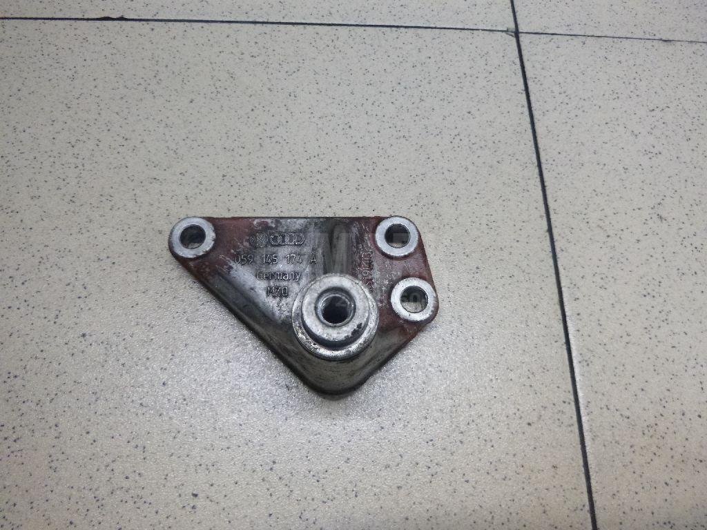 Кронштейн ролика-натяжителя руч. ремня для  Audi A3 [8P1] 2003-2013