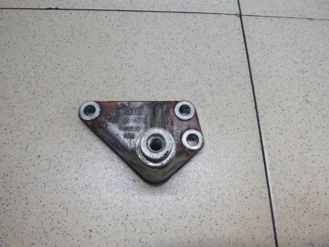 Кронштейн ролика-натяжителя руч. ремня