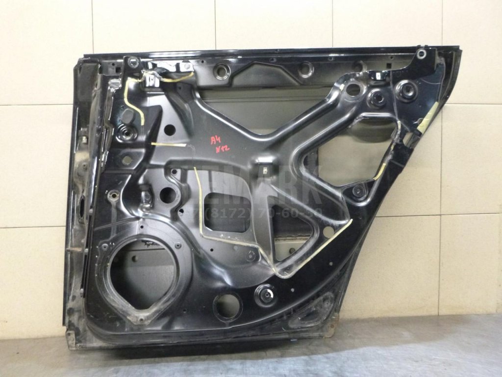 Дверь задняя правая