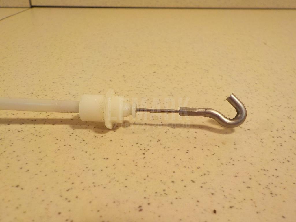 Трос открывания задней двери