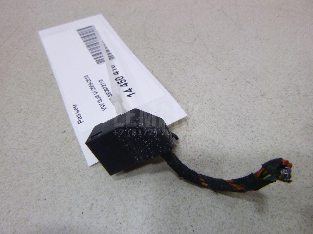 Разъем для  Audi A4 [B9] 2015