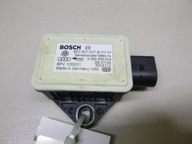 Датчик ускорения