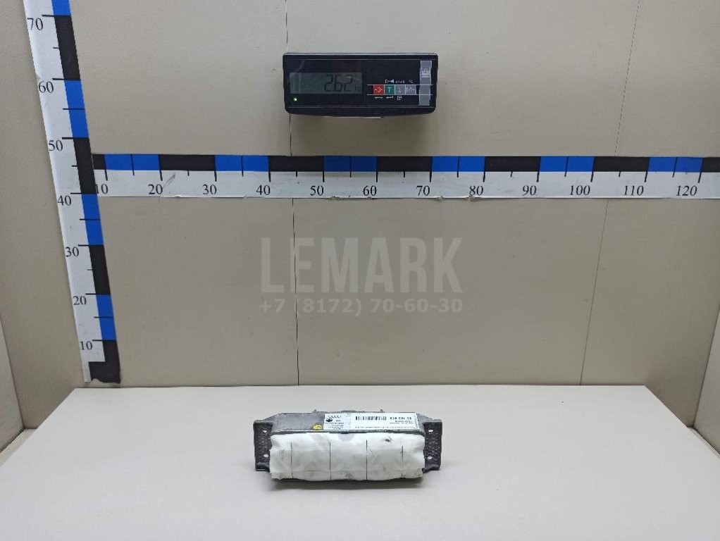 Подушка безопасности пассажирская (в торпедо)