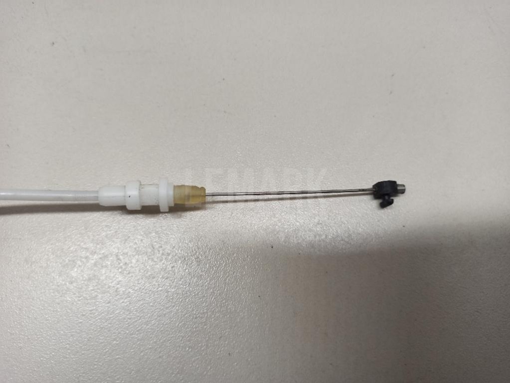 Трос открывания задней двери