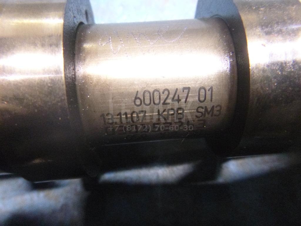 Распредвал выпускной