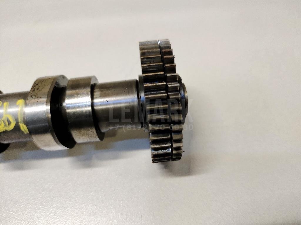 Распредвал выпускной