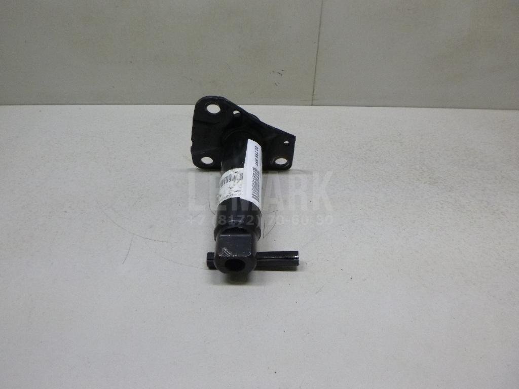 Кронштейн усилителя переднего бампера правый