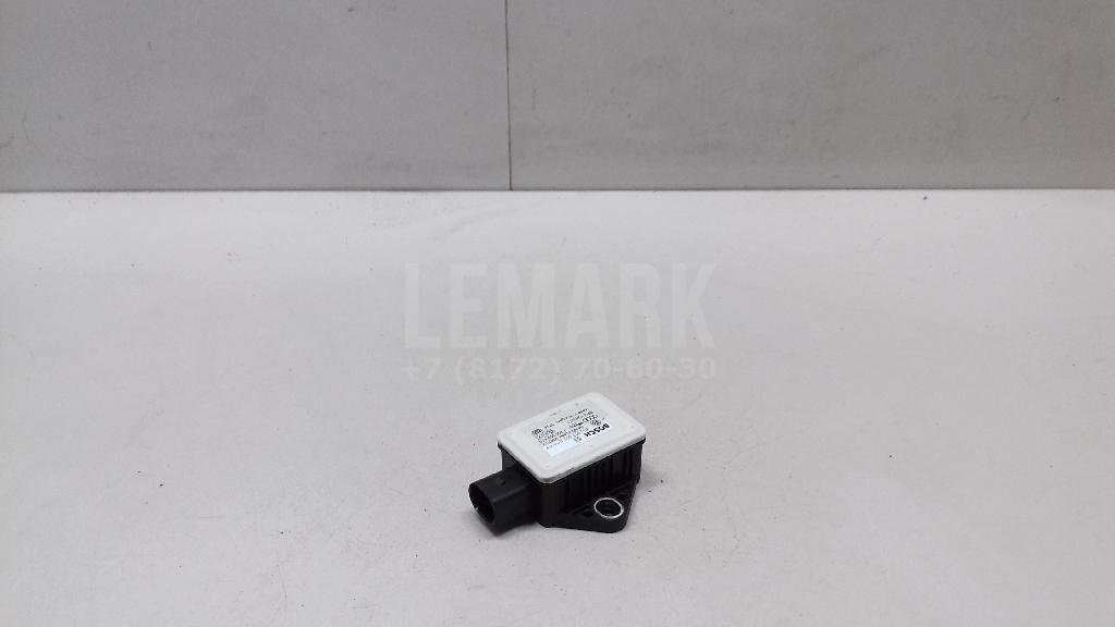 Датчик ускорения