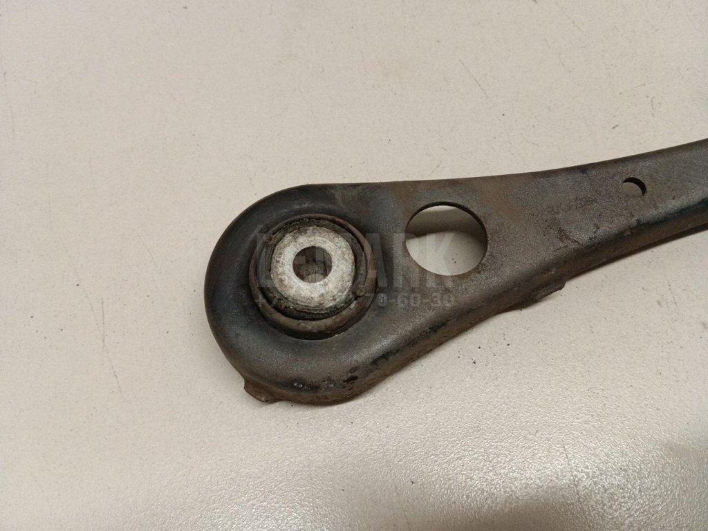 Рычаг задний поперечный