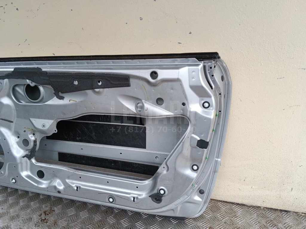 Дверь передняя правая