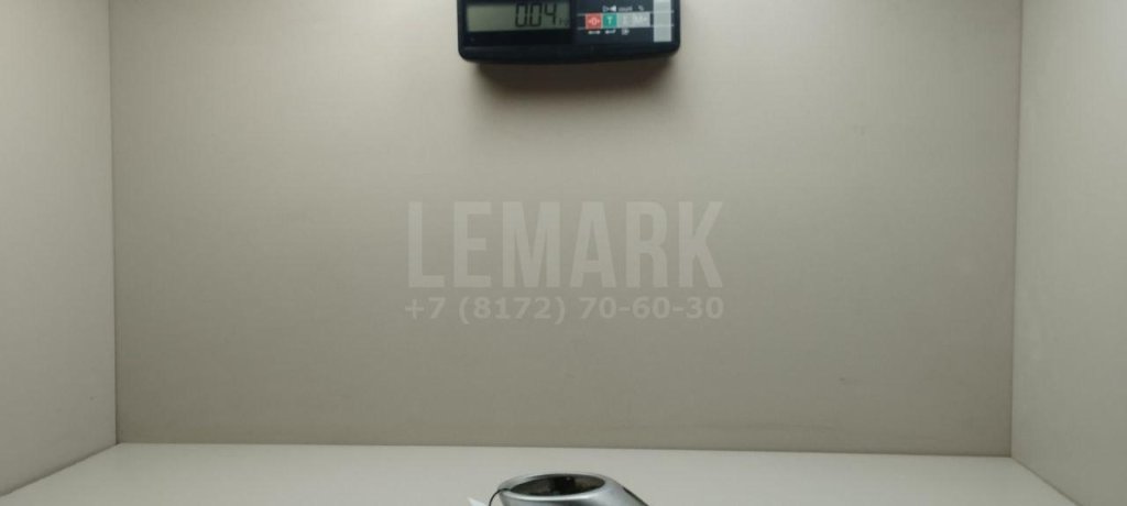 Рамка противотуманной фары правой