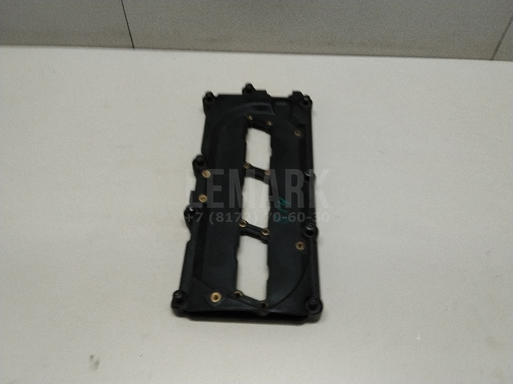 Крышка головки блока (клапанная)