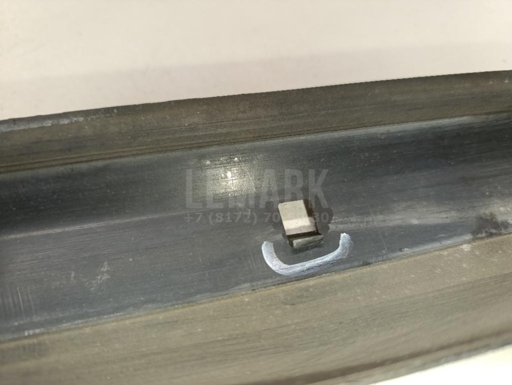 Воздуховод радиатора нижний