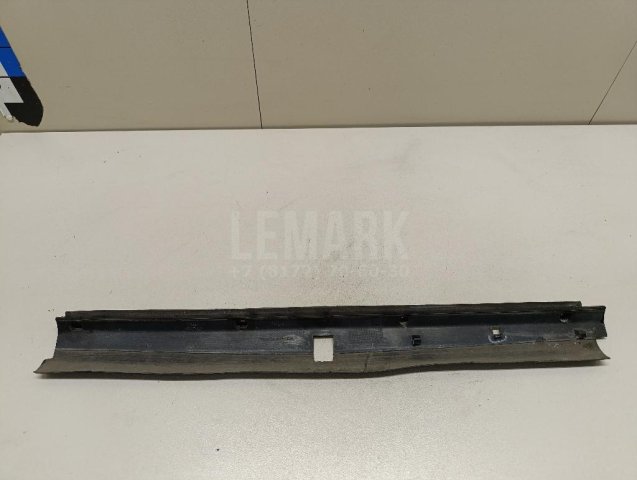 Воздуховод радиатора нижний