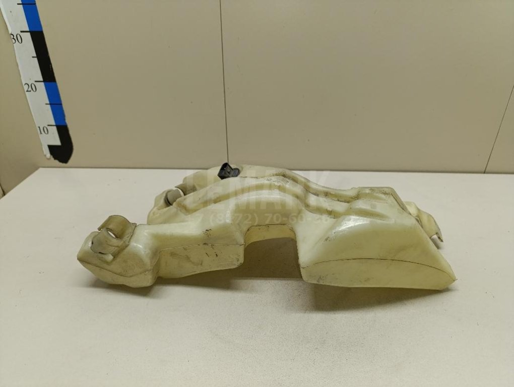 Бачок омывателя лобового стекла