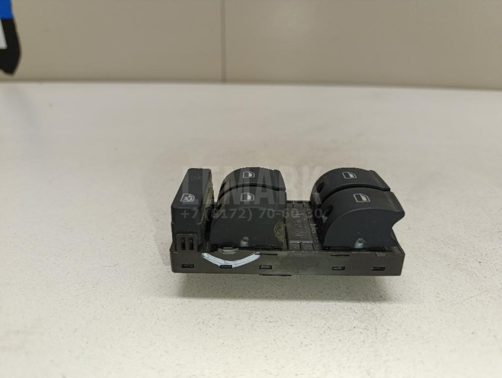 Блок управления стеклоподъемниками