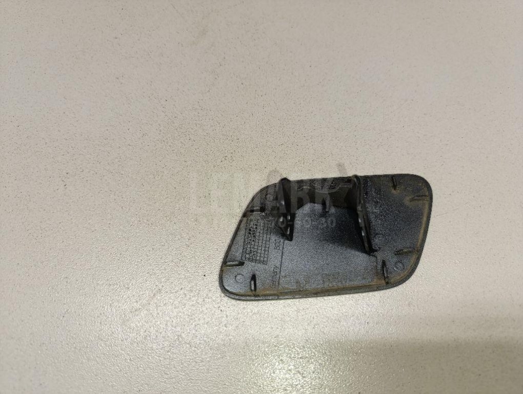 Крышка форсунки омывателя