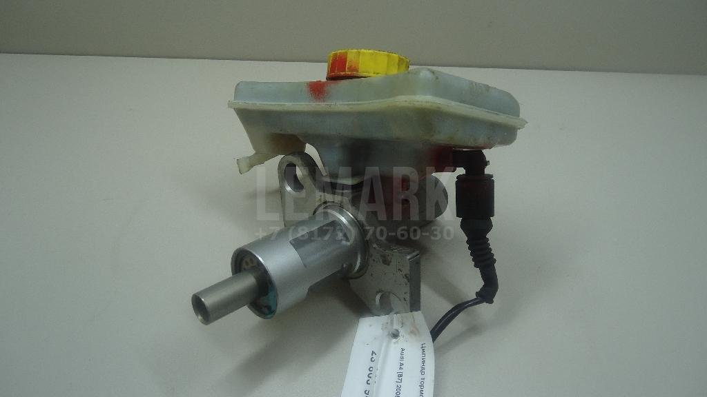 Цилиндр тормозной главный