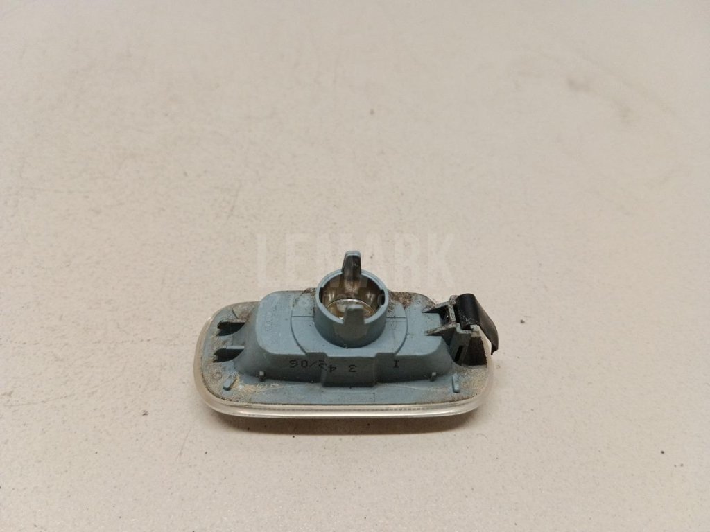 Повторитель на крыло для  Audi A3 [8P1] 2003-2013