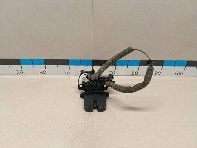 Замок багажника