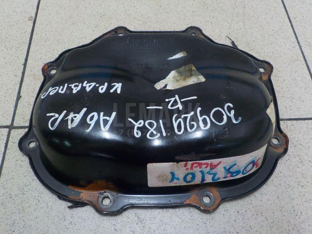 Крышка двигателя передняя