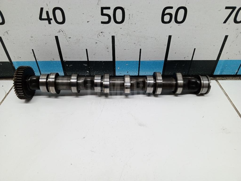 Распредвал выпускной