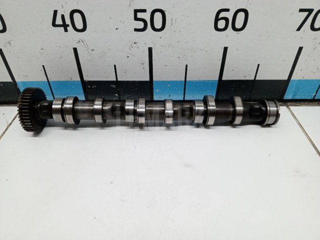 Распредвал выпускной