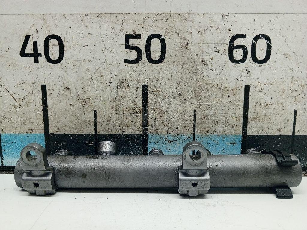 Рейка топливная (рампа)