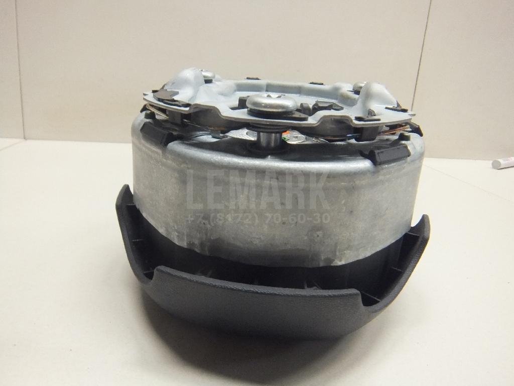 Подушка безопасности в рулевое колесо