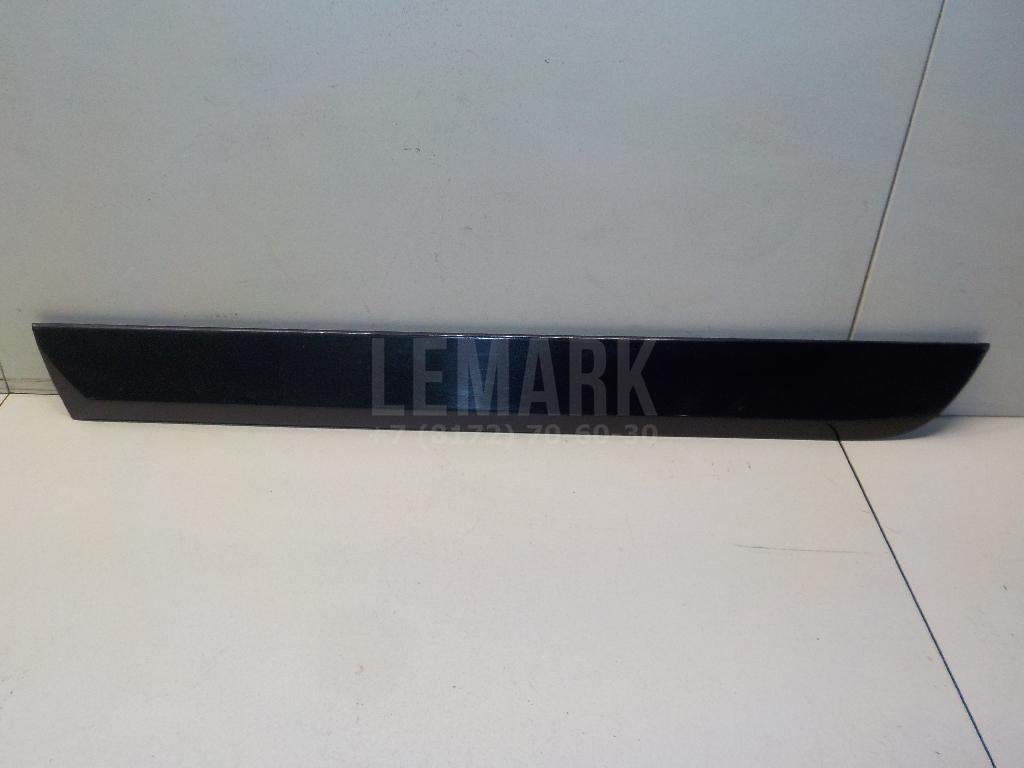 Молдинг задней левой двери