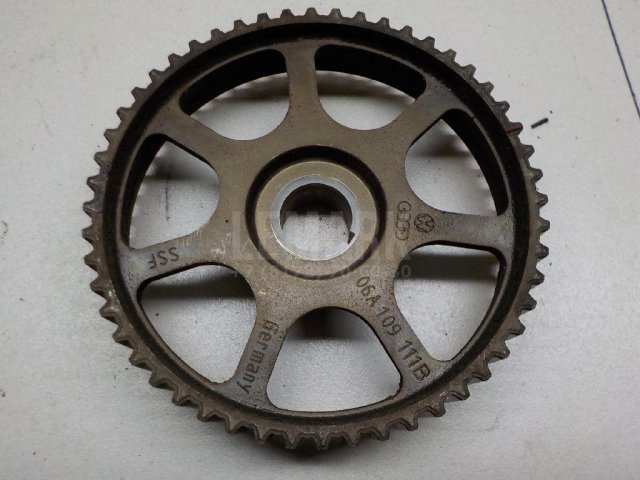 Шестерня (шкив) распредвала