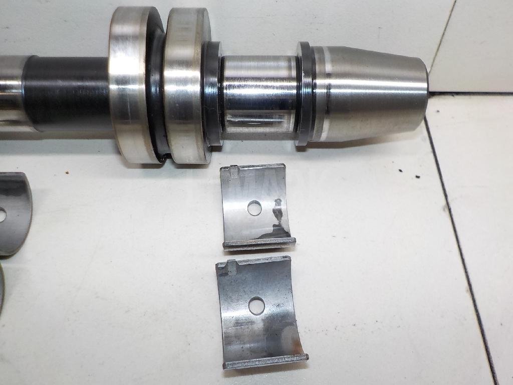 Распредвал впускной