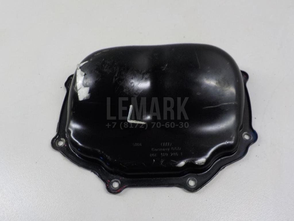 Крышка двигателя передняя