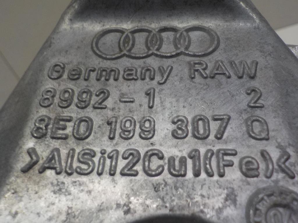 Кронштейн двигателя левый для  Audi A1 (8X) 2010-2018