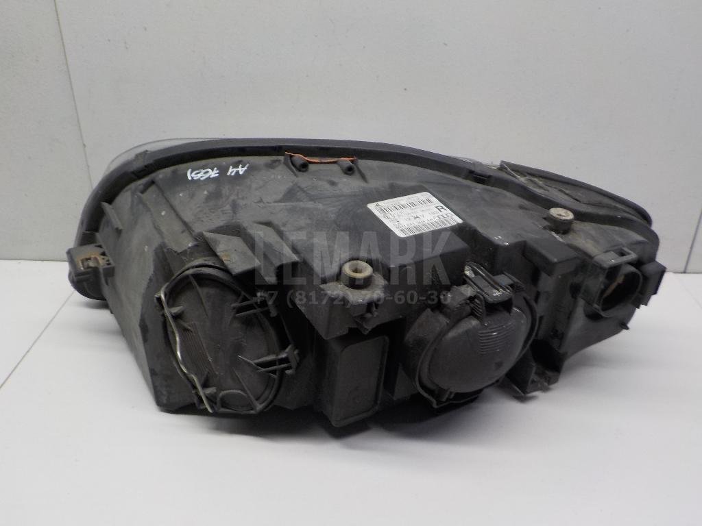 Фара правая для  Audi A2 [8Z0] 2000-2005