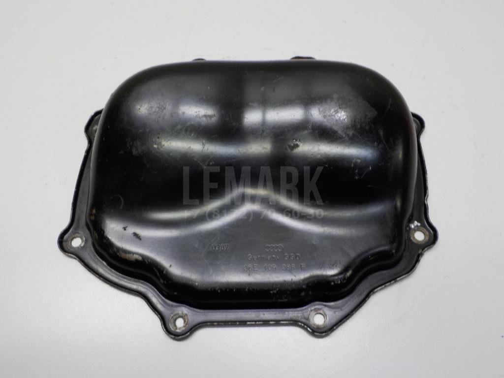 Крышка двигателя передняя