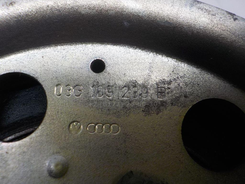 Шестерня (шкив) распредвала для  Audi A4 [B9] 2015