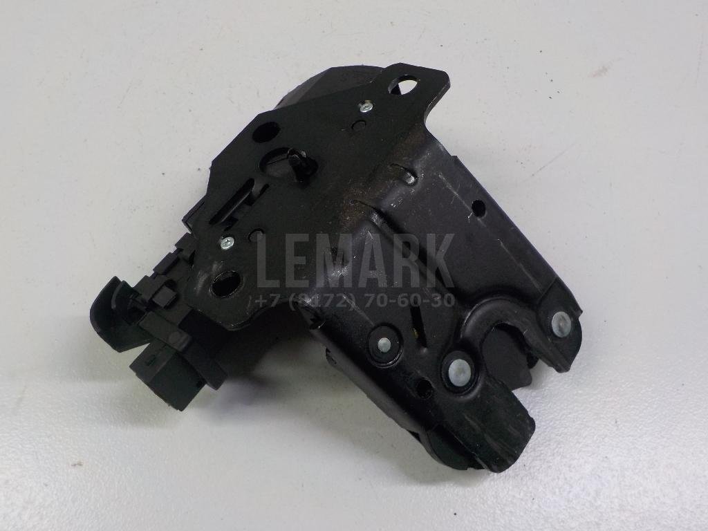 Замок багажника