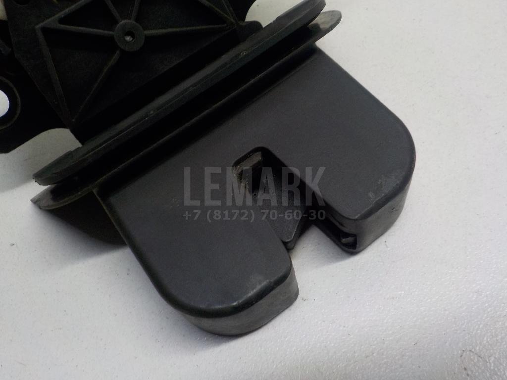 Замок багажника