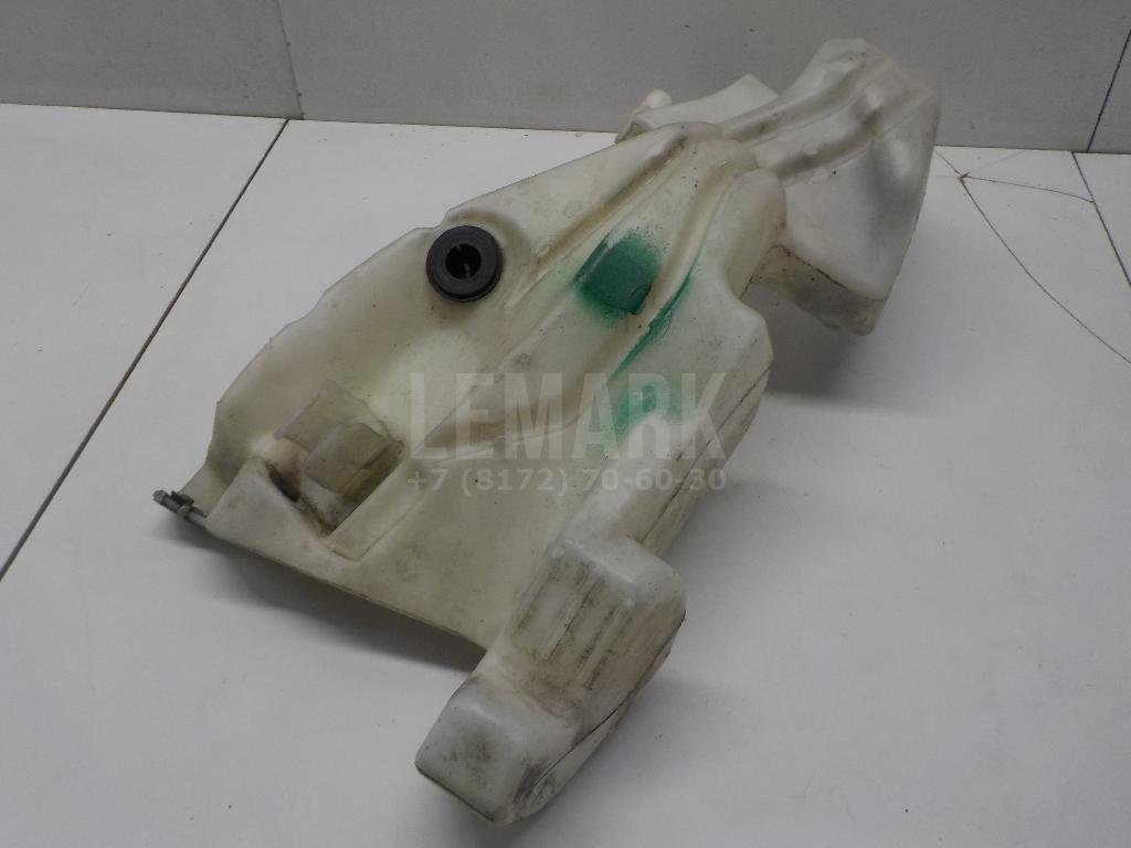 Бачок омывателя лобового стекла